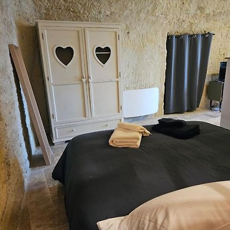 Charmante Maison Troglodyte Loire Valley Rochecorbon Exteriör bild